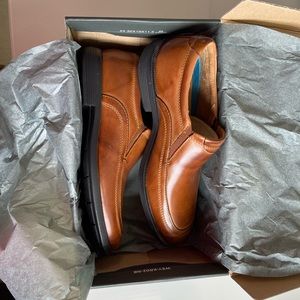 Men genuine leather brown cognac color shoes Size 7